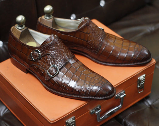 New Men's Handmade Buckle Shoes Brown Crocodile Textured Leather Double Monk Buckle Strap Stylish Dress & Formal Wear Shoes