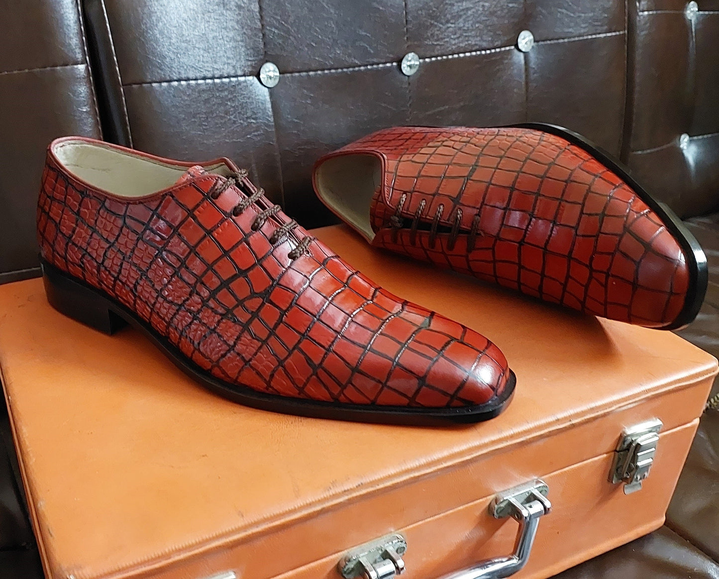 Handmade Men's Formal Shoes in Red Crocodile Texture, Lace Up Oxford, Stylish Dress & Casual Wear