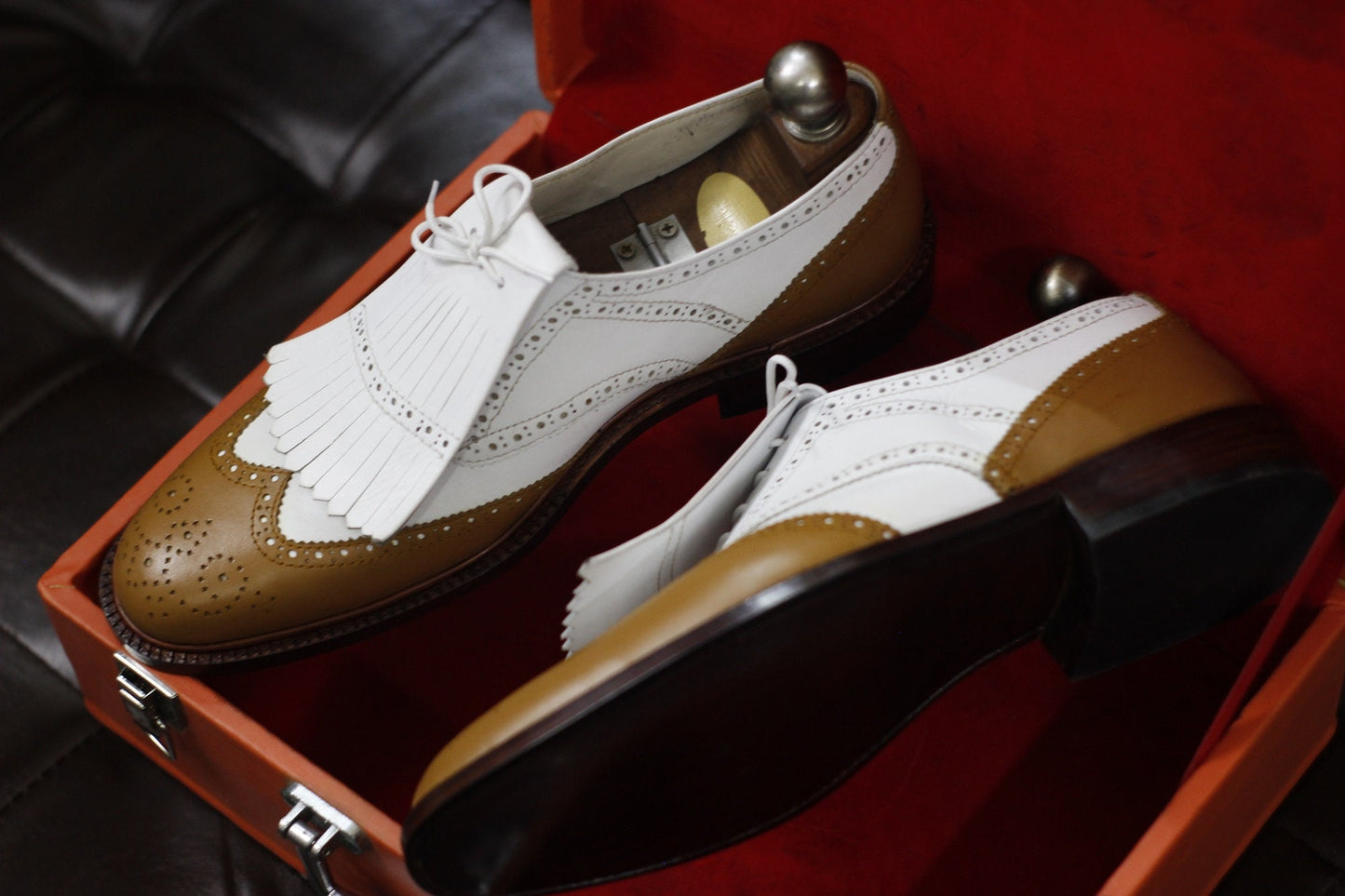 New Men's Handmade Formal Shoes Tan And White Leather Bespoke Style Wing Tip Lace Dress & Formal Wear Shoes