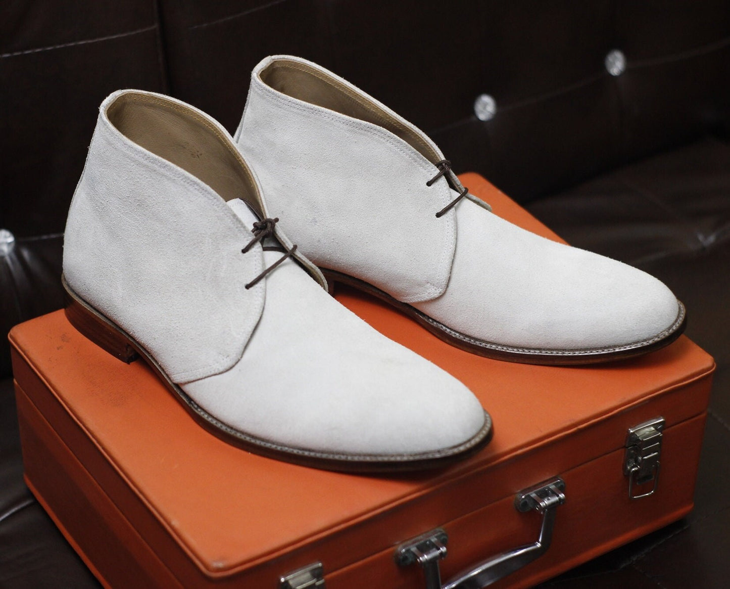 New Men's Handmade Formal Shoes White Suede Leather Ankle High Lace Up Stylish Chukka Dress & Formal Wear Boots