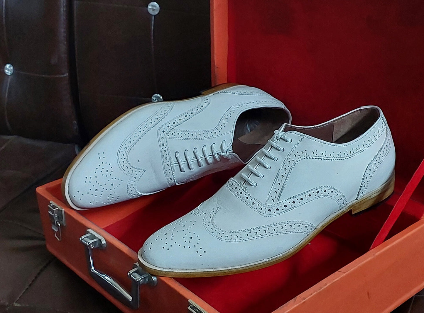 New Men's Handmade Formal Shoes White  Leather Lace Up Stylish Wing Tip Dress & Formal Wear Shoes