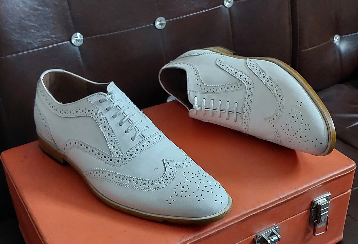 New Men's Handmade Formal Shoes White  Leather Lace Up Stylish Wing Tip Dress & Formal Wear Shoes